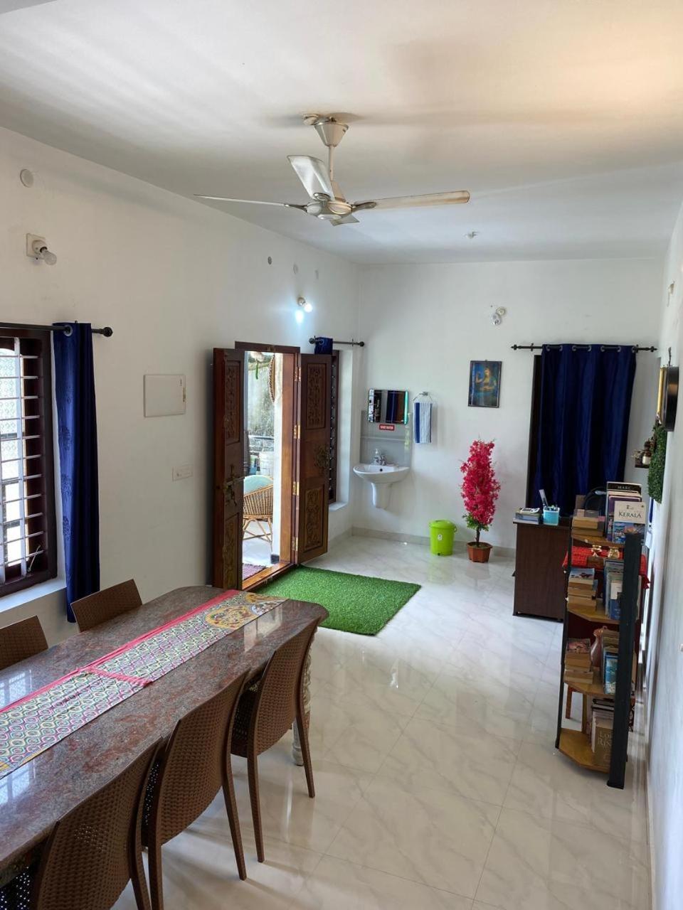 Keralan Homestay Alappuzha Esterno foto