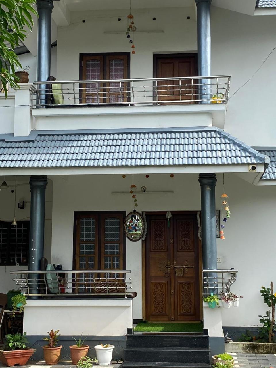 Keralan Homestay Alappuzha Esterno foto