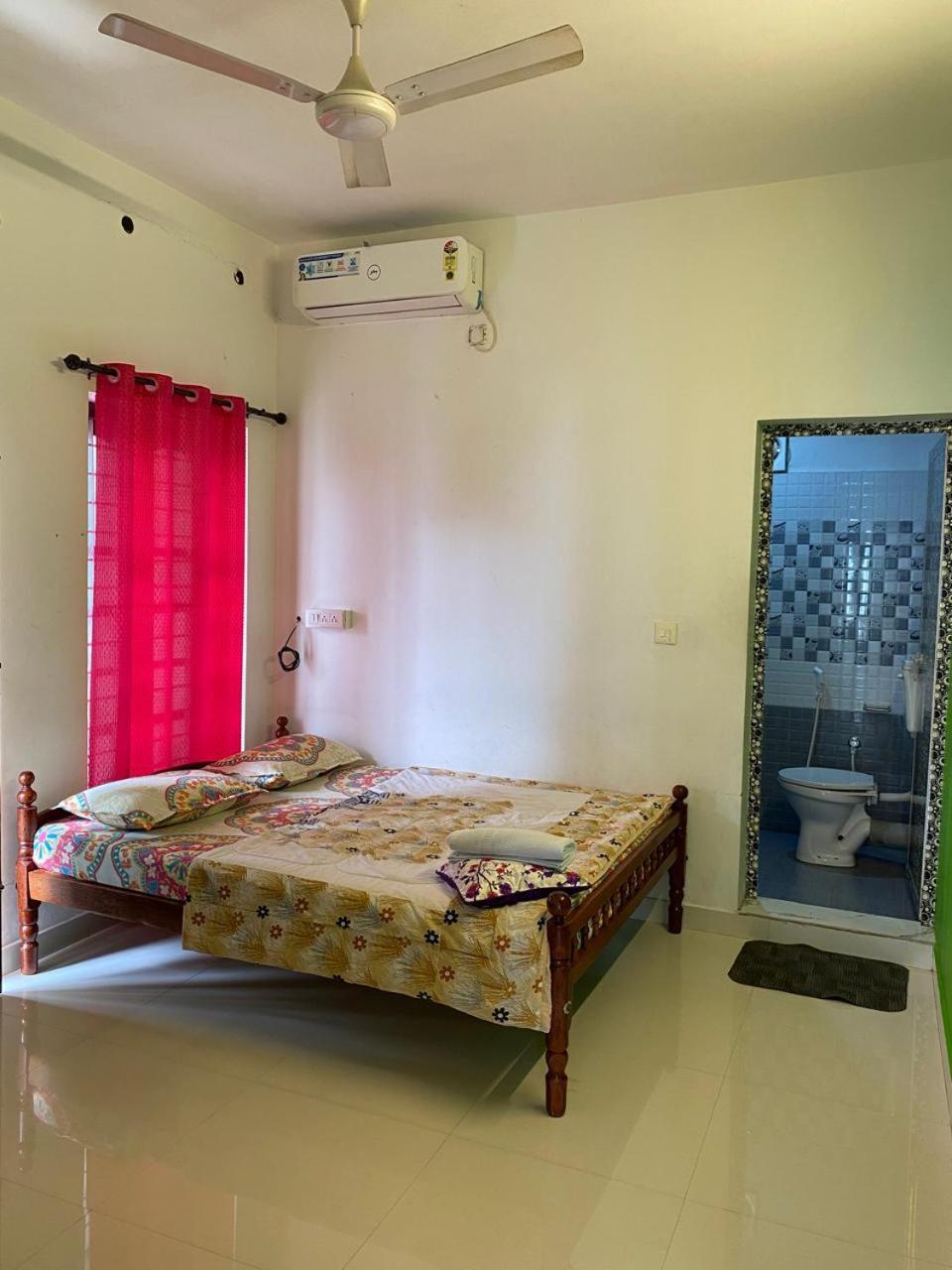 Keralan Homestay Alappuzha Esterno foto