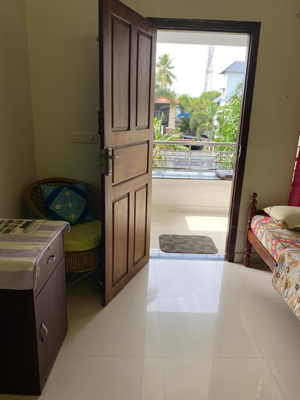 Keralan Homestay Alappuzha Esterno foto
