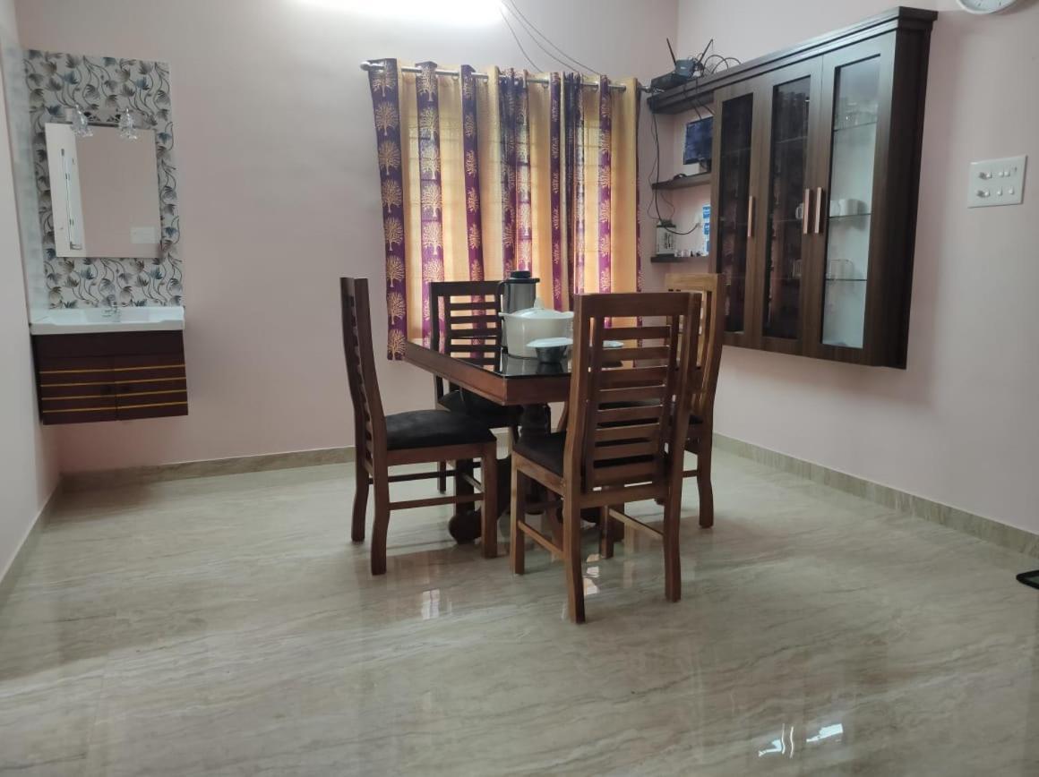 Keralan Homestay Alappuzha Esterno foto