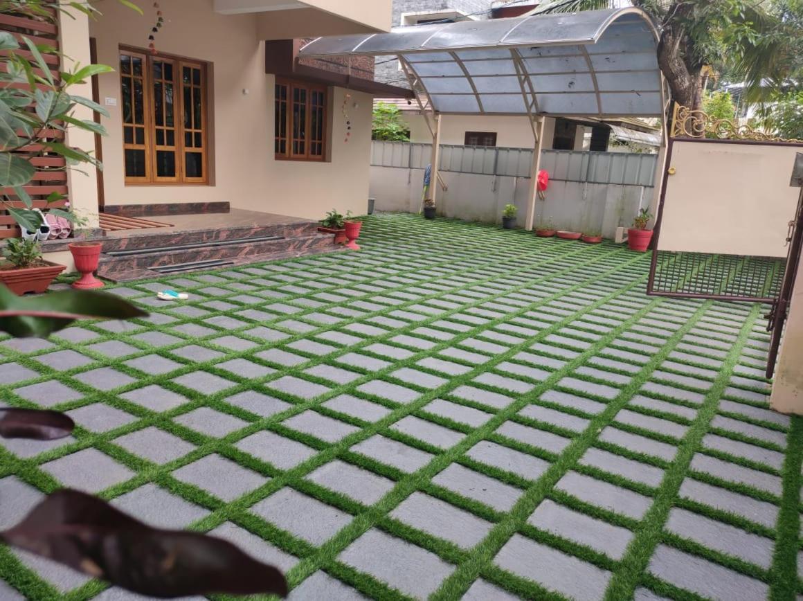 Keralan Homestay Alappuzha Esterno foto